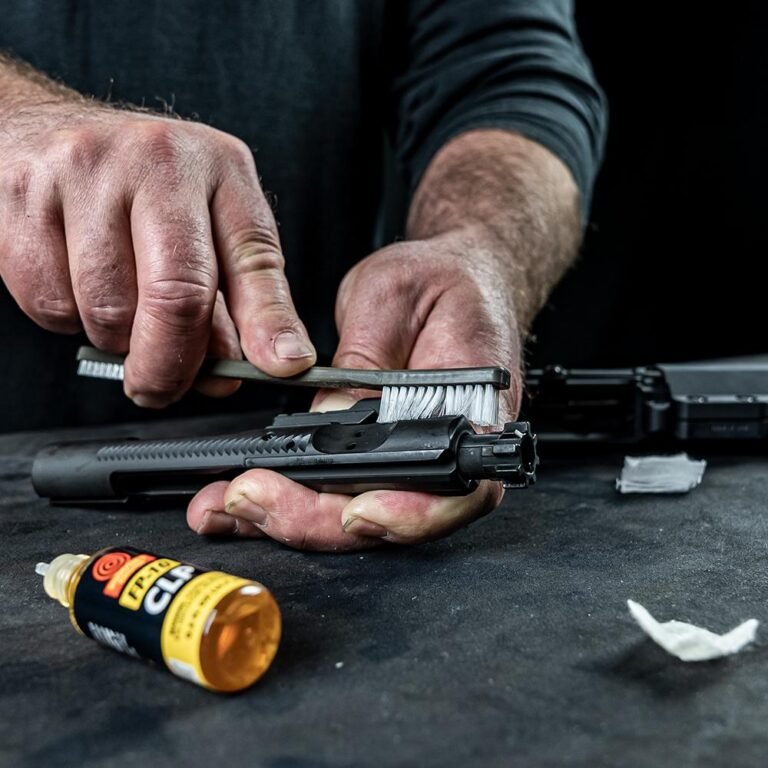 cleaning-up-an-ar15-bolt-carrier-group